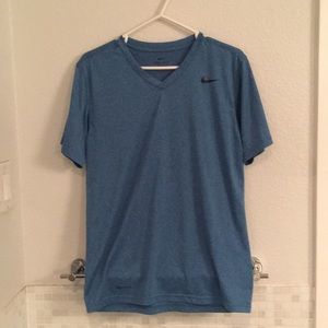 Nike men’s dri-fit v-neck tee M